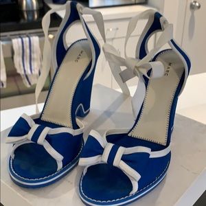 Adorable Marc Jacobs wedge sandals